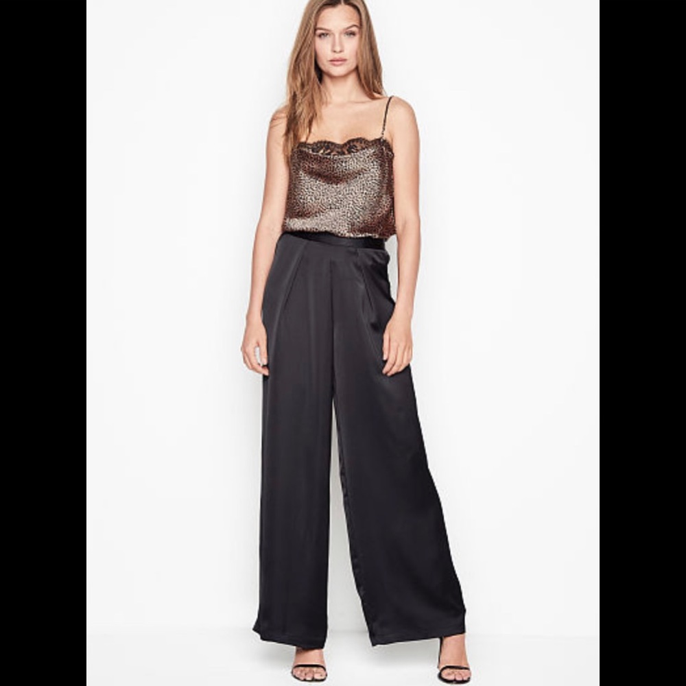 Last one! NWT Victoria’s Secret Wide Leg Satin Pants - Picture 2 of 6